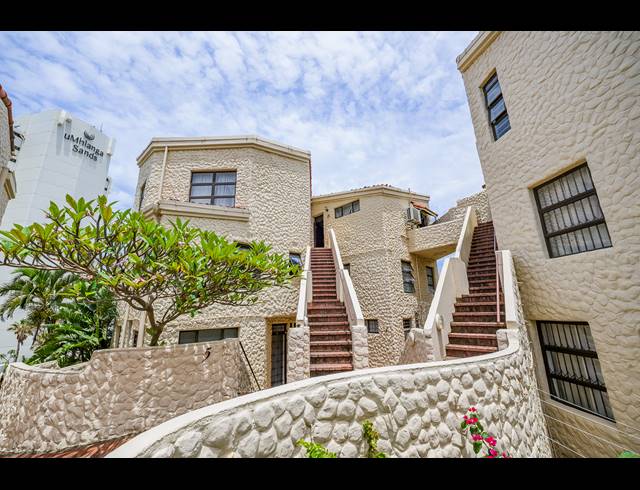 3 BEDROOM APARTMENT FOR SALE IN UMHLANGA CENTRAL